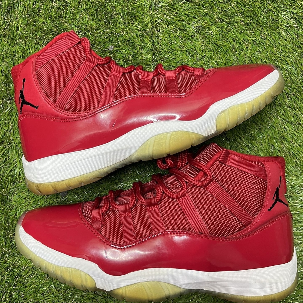 JORDANS 11 Retro Red Men's Y2K Rare Retro Red High Top Sneakers Size 12